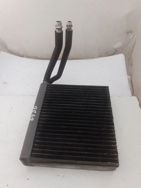 Air conditioning (A/C) radiator (interior) 1718300184