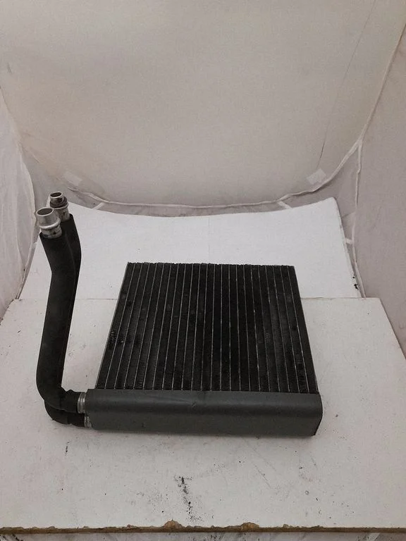 Gaisa kondicioniera radiators (salonā) – Mercedes-Benz A klase W169 (2004-2012)