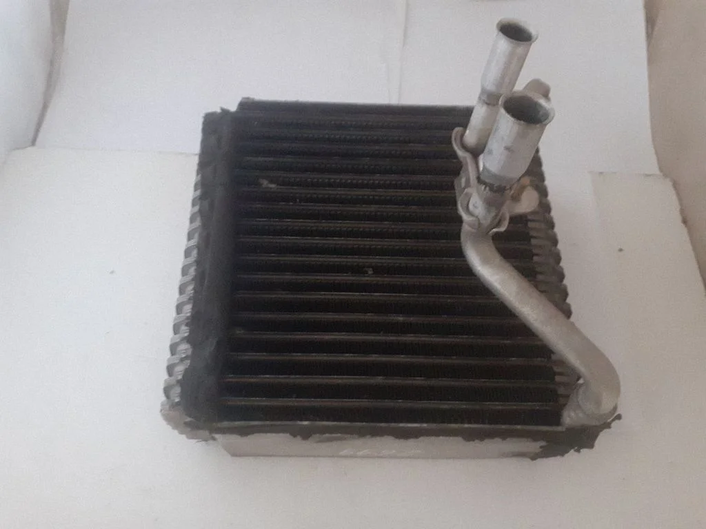 Kliimaseadme radiaator (salongis) 1220512