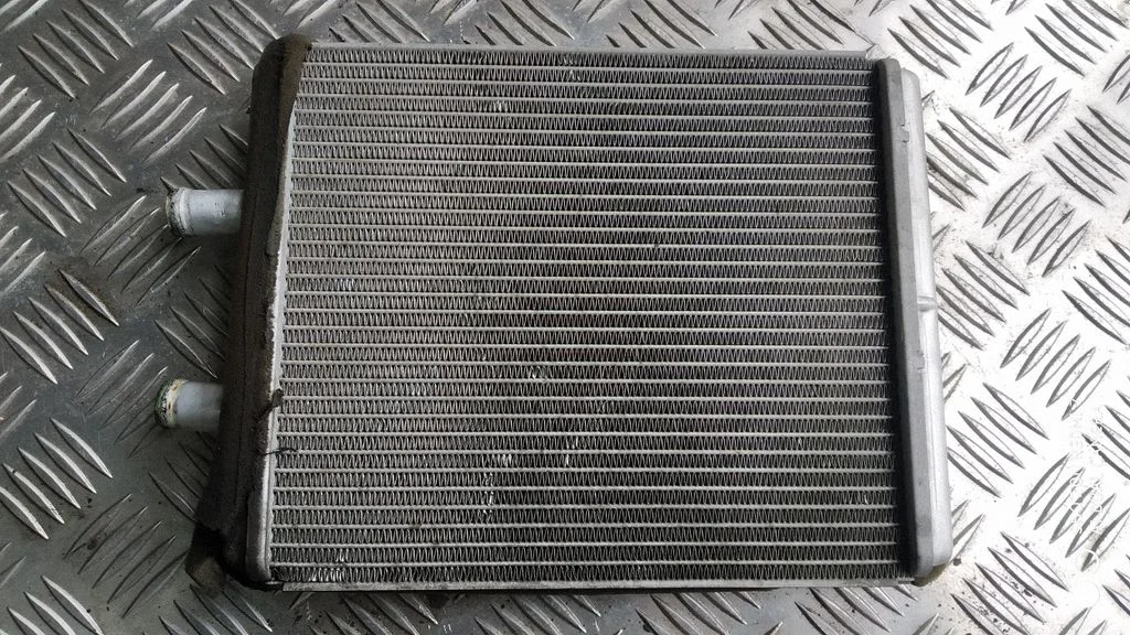 Krāsniņas radiators – Iveco Daily 4th gen (2006-2011)