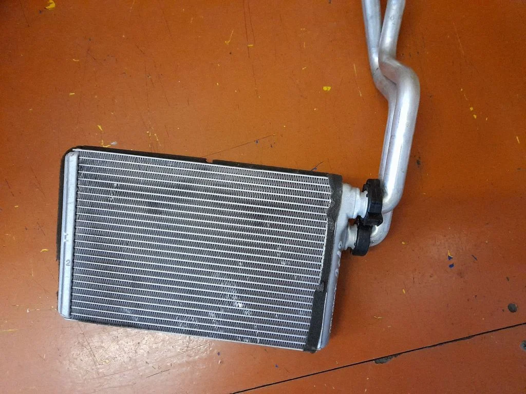 Salongi küttekeha radiaator