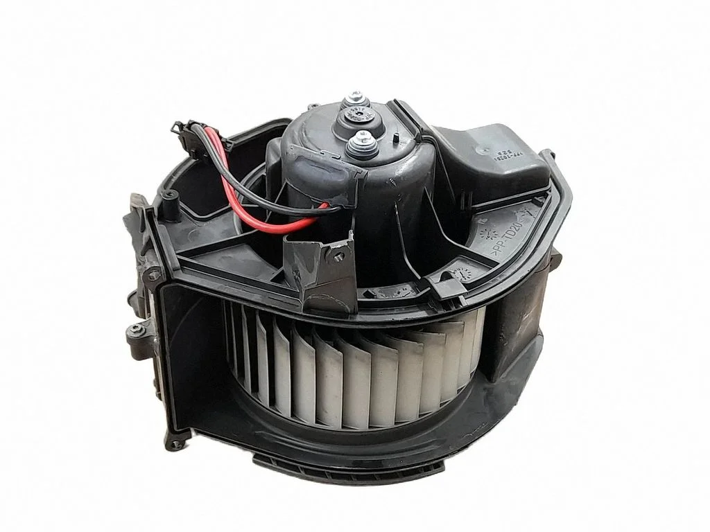 Krāsniņas ventilators/pūtējs 4F0820020A