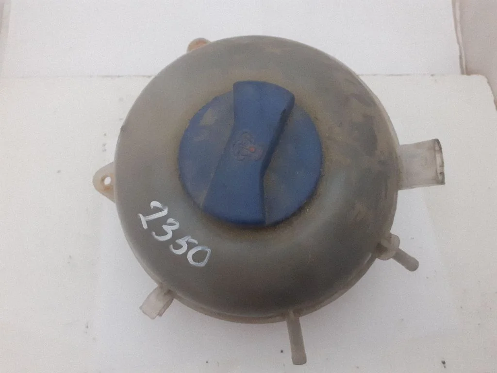 Coolant expansion tank/reservoir 7H0121407B