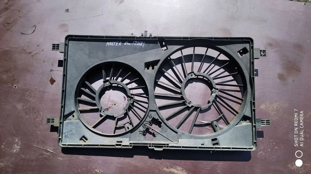 Radiator cooling fan shroud 214811562R