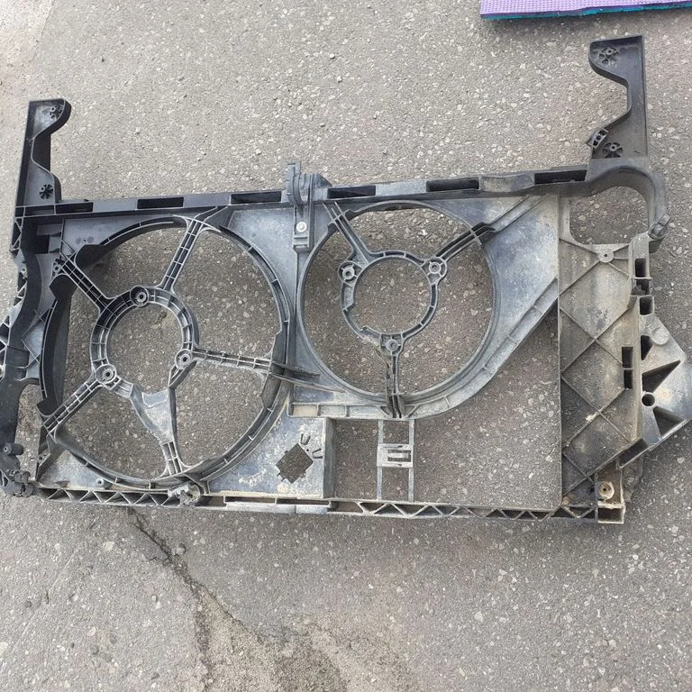 Radiatora ventilatora difuzors 8200395524