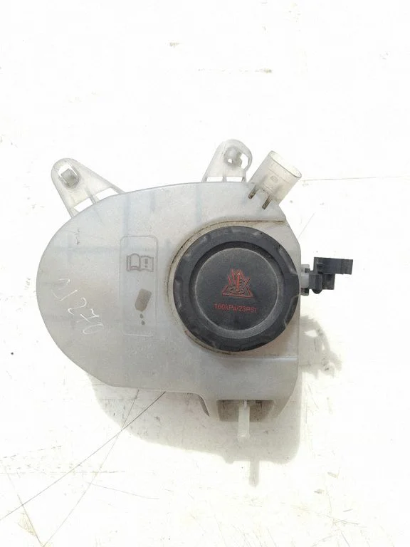 Coolant expansion tank/reservoir 5WA121407F