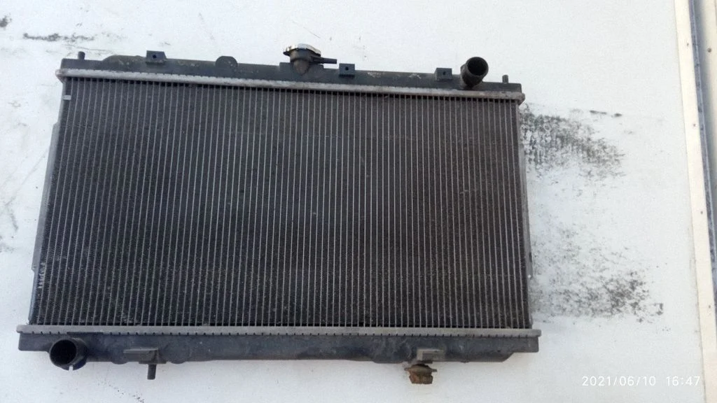 Dzesēšanas šķidruma radiators