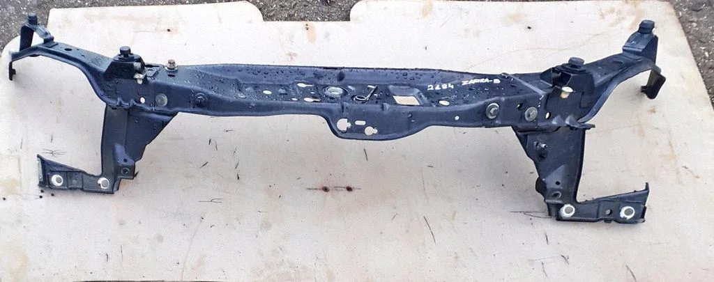 Radiator support slam panel – Opel Zafira B (2005-2014)