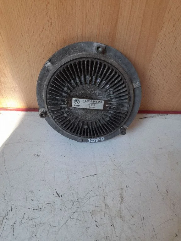 Viscous fan clutch 6500589