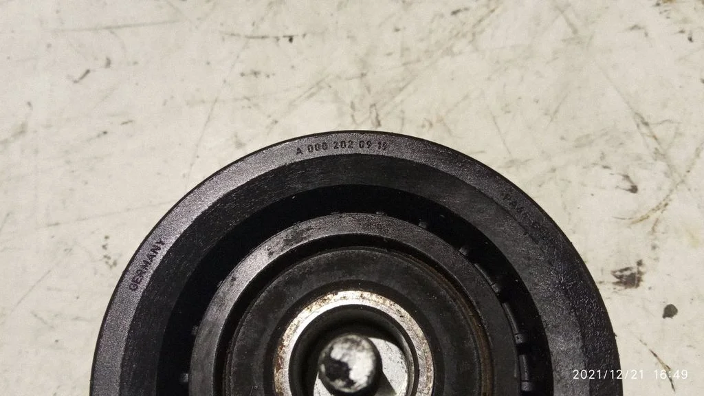 Generator/alternator belt tensioner A0002020919