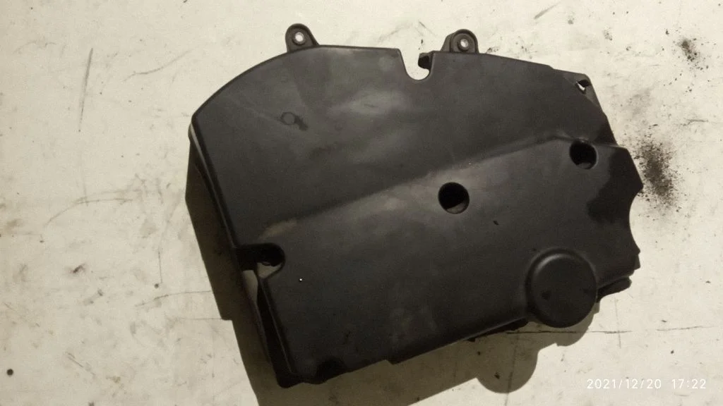 Engine cover (trim) A6460101807
