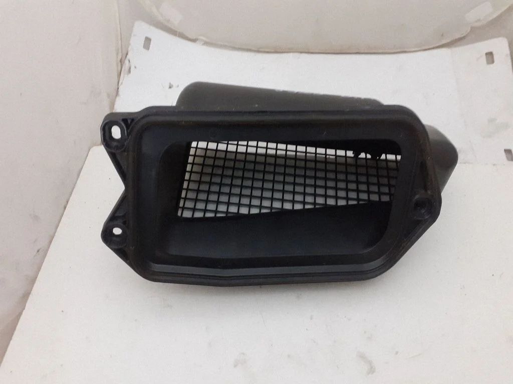 Air intake duct part 8K1819904