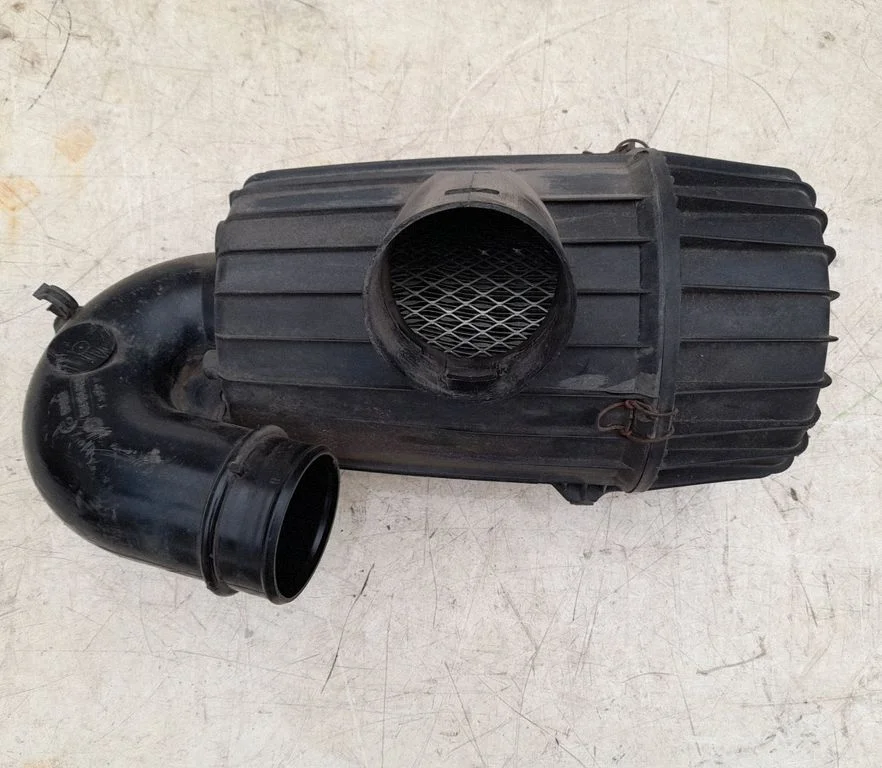 Air filter box 504154692