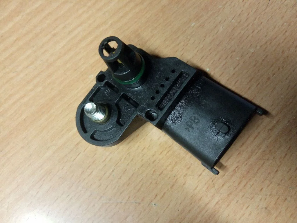 Air pressure sensor 0261230042