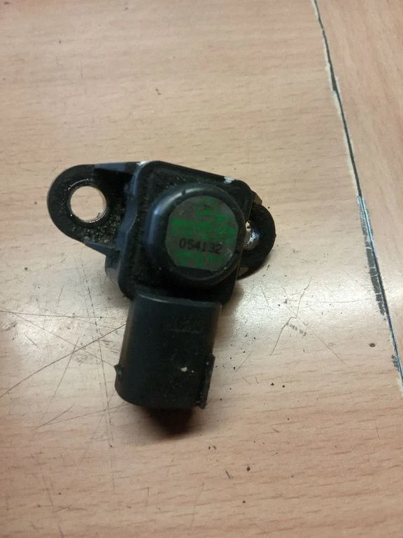 Air pressure sensor A0051535028