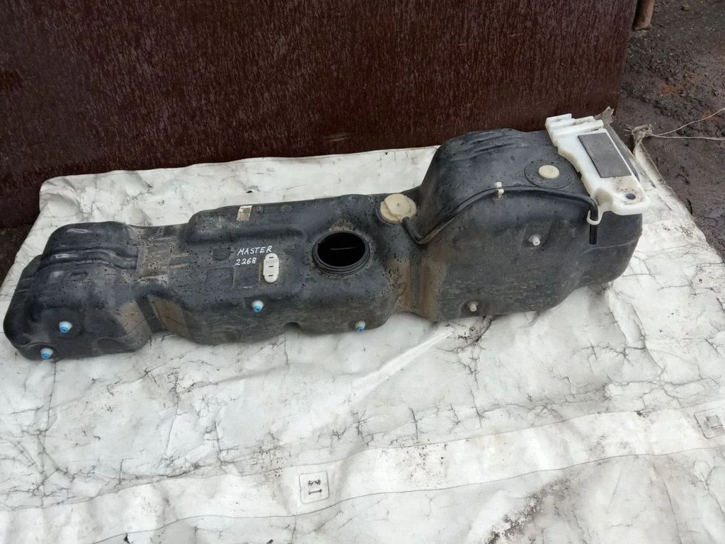 Fuel tank