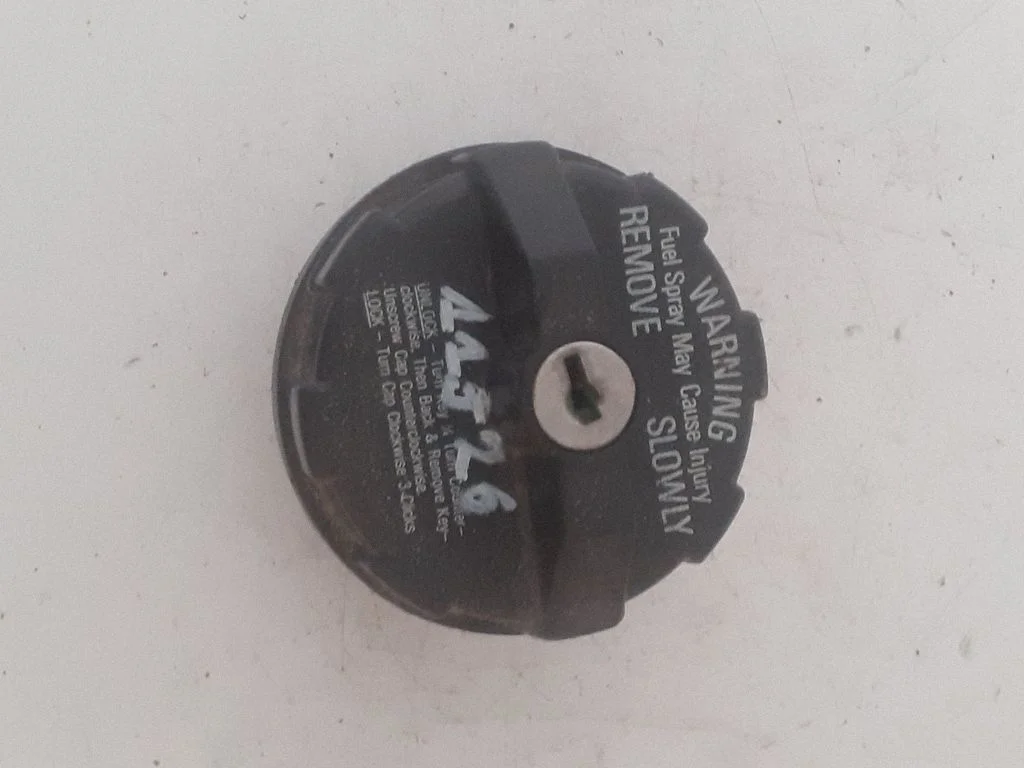 Fuel tank filler cap 52006629