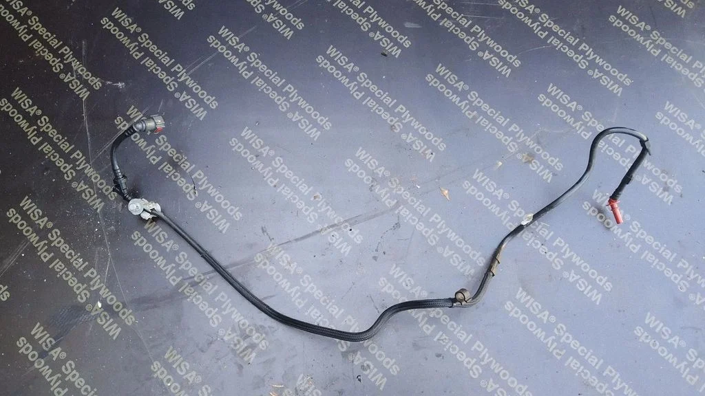 Fuel line pipe