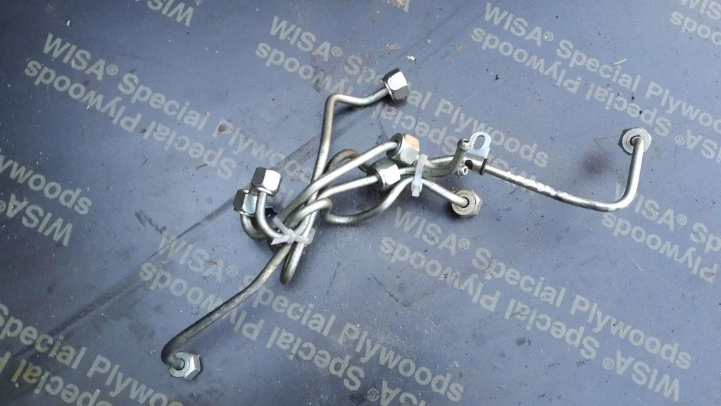 Fuel line pipe