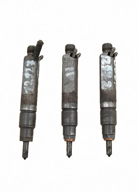 Fuel injector 028130201T