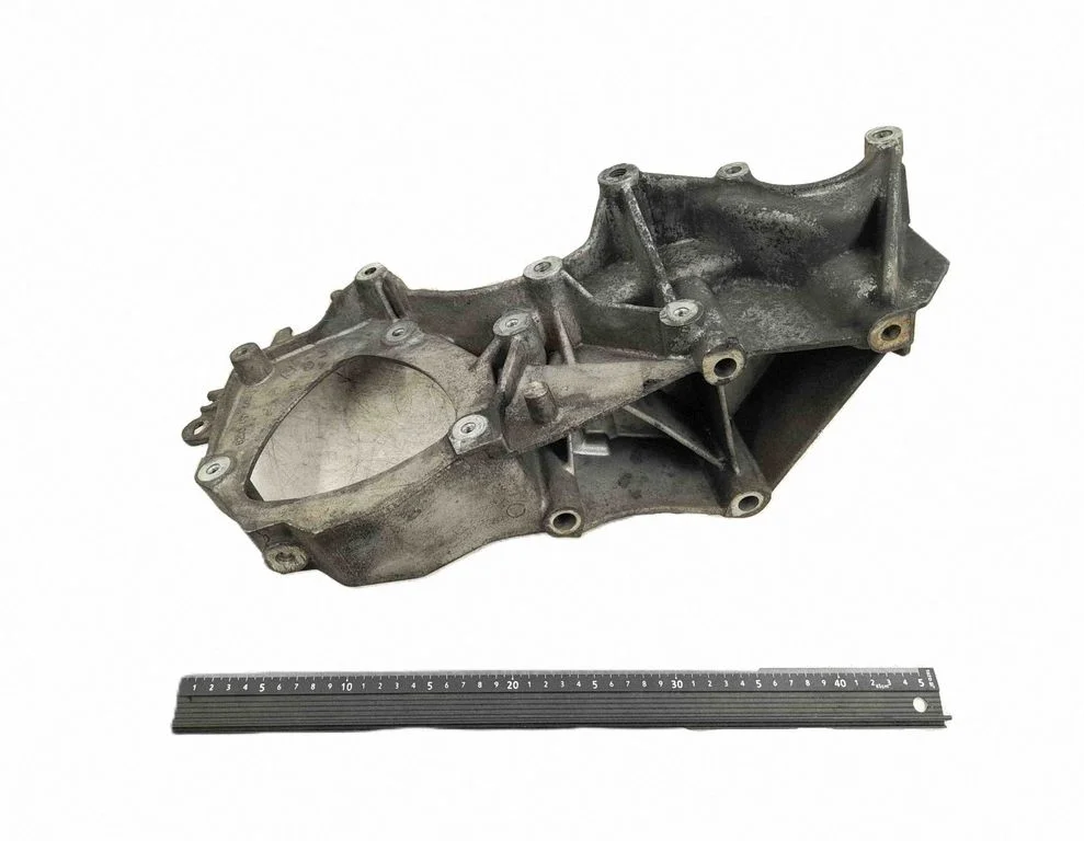 Generator/alternator bracket 8200457445