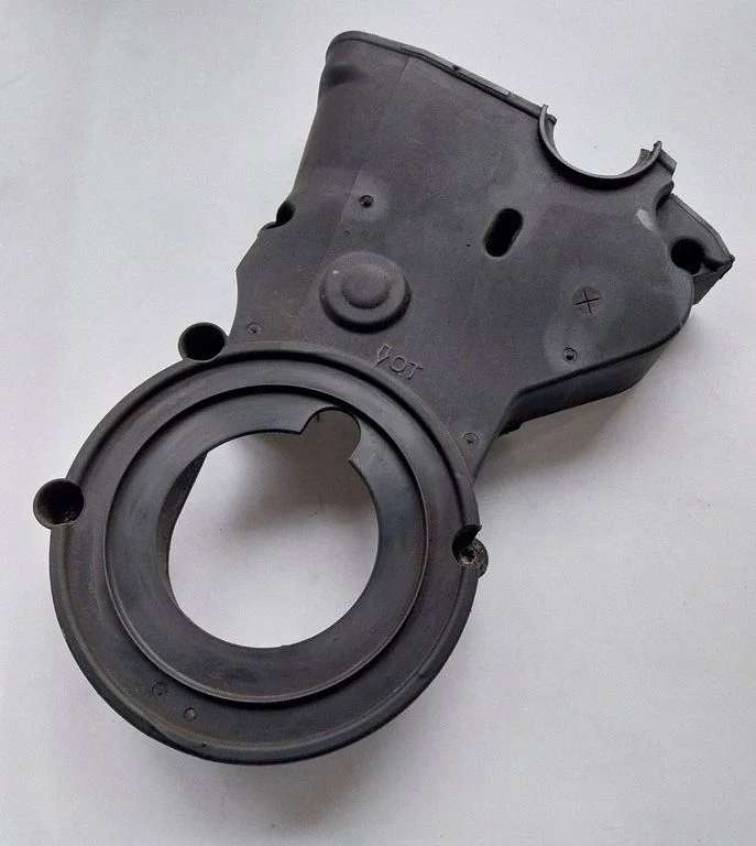 Timing belt guard (cover) 05L109147D