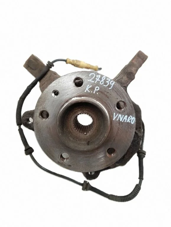 Front wheel hub 93858910
