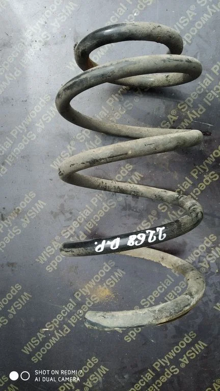 Front coil spring – right