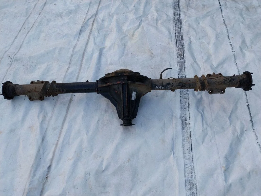 Rear axle beam – Mercedes-Benz 280 560 W126 (1981-1991)