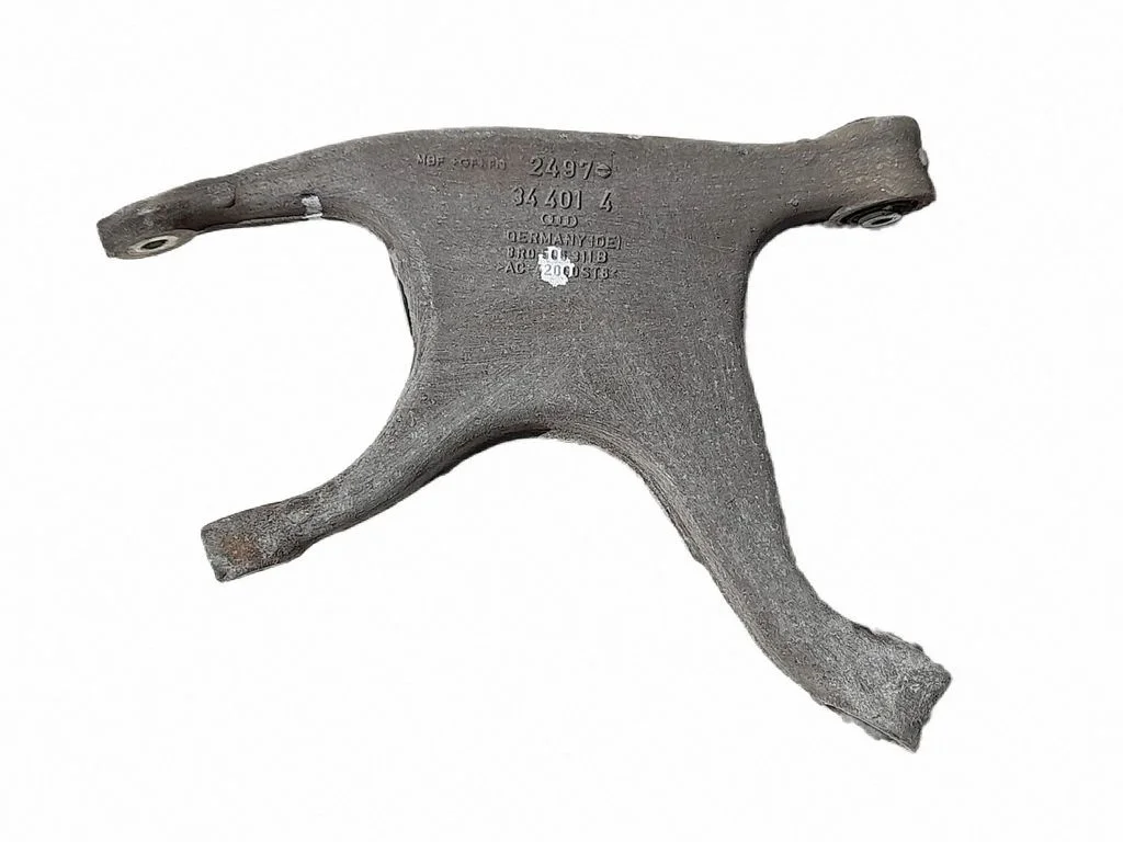 Aizmugurējā svira (dakša) 8R0505311B