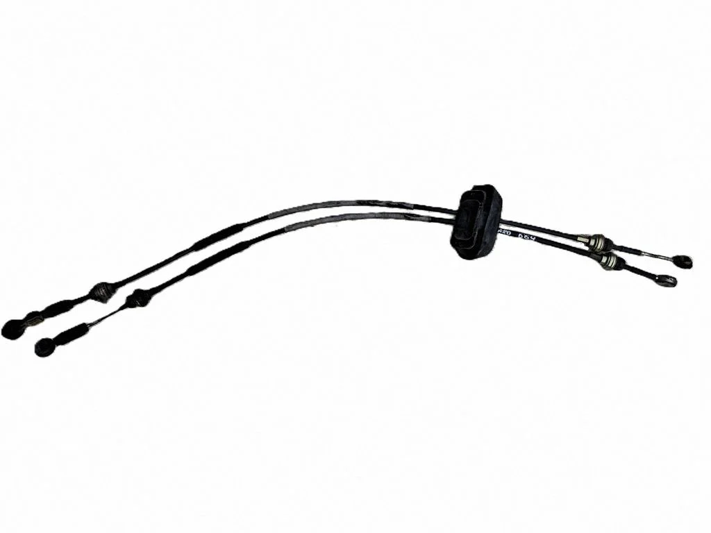 Pārnesumu pārslēgšanas trose – Opel Vivaro (2001-2014)