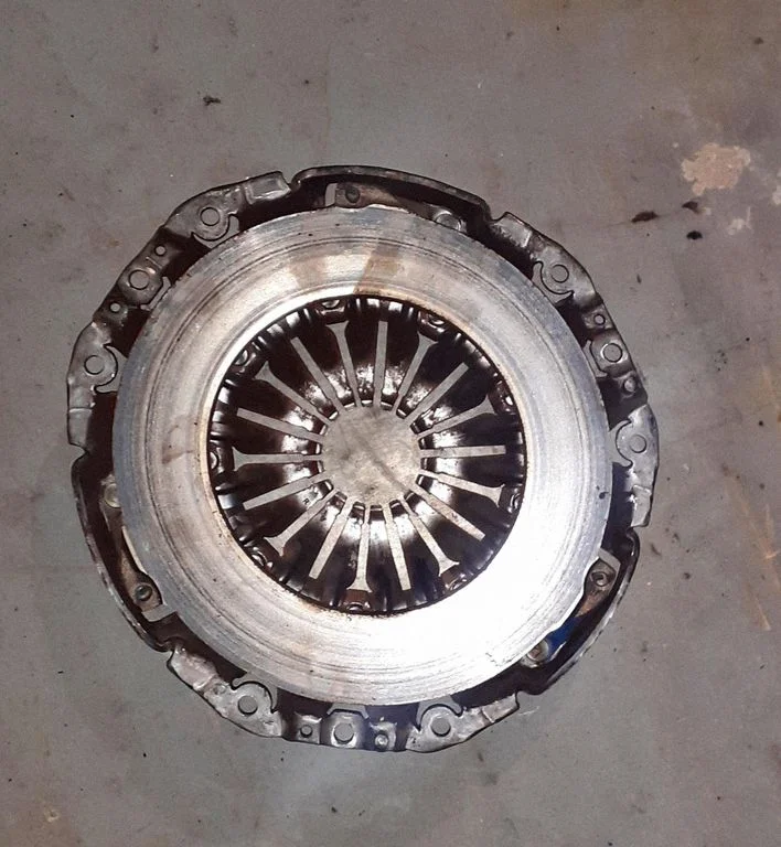 Pressure plate