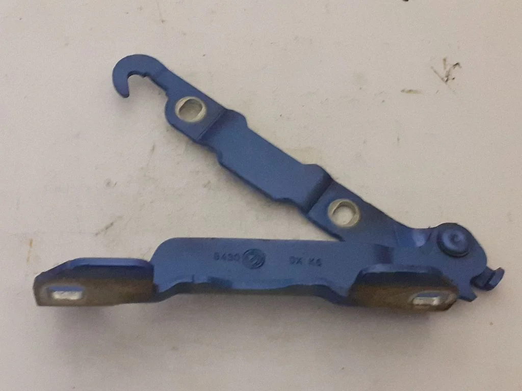 Mootorikapoti hinged B430DXK6