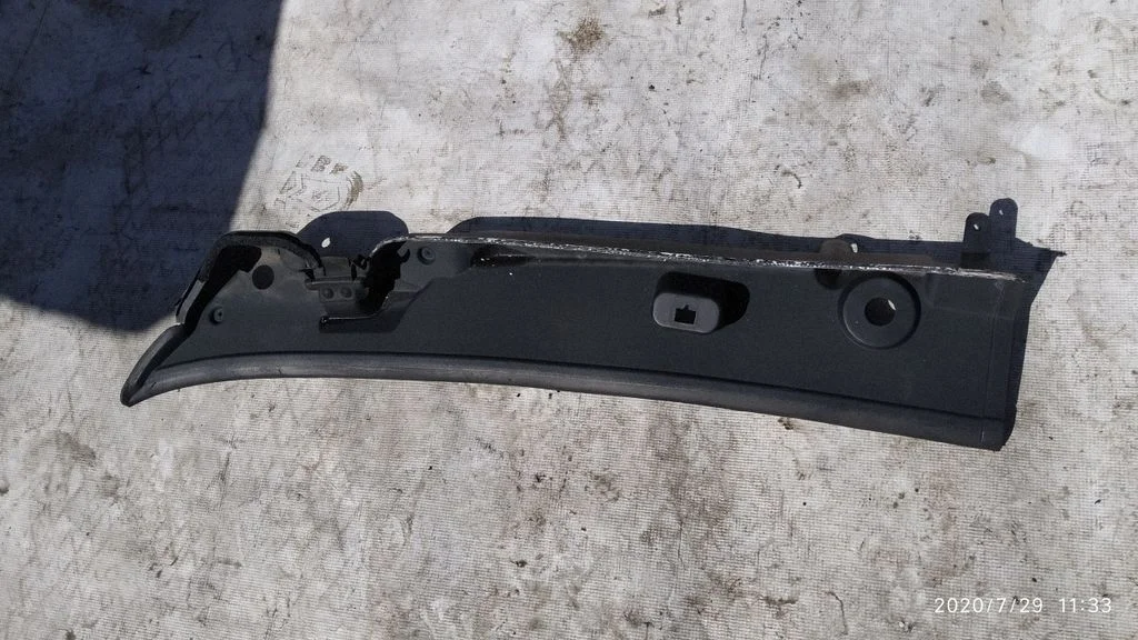 Wiper trim
