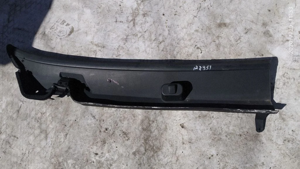 Wiper trim