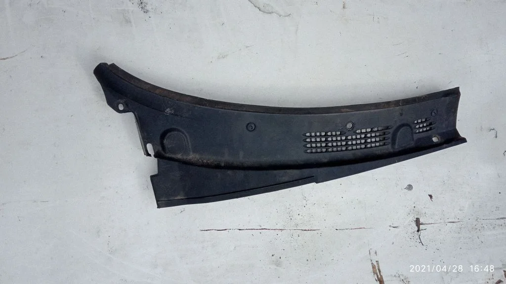 Wiper trim – Citroen Berlingo (2008-2018)