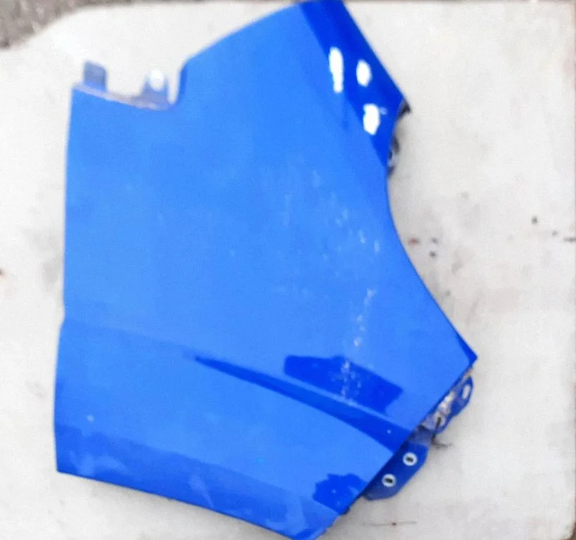 Fender – front right