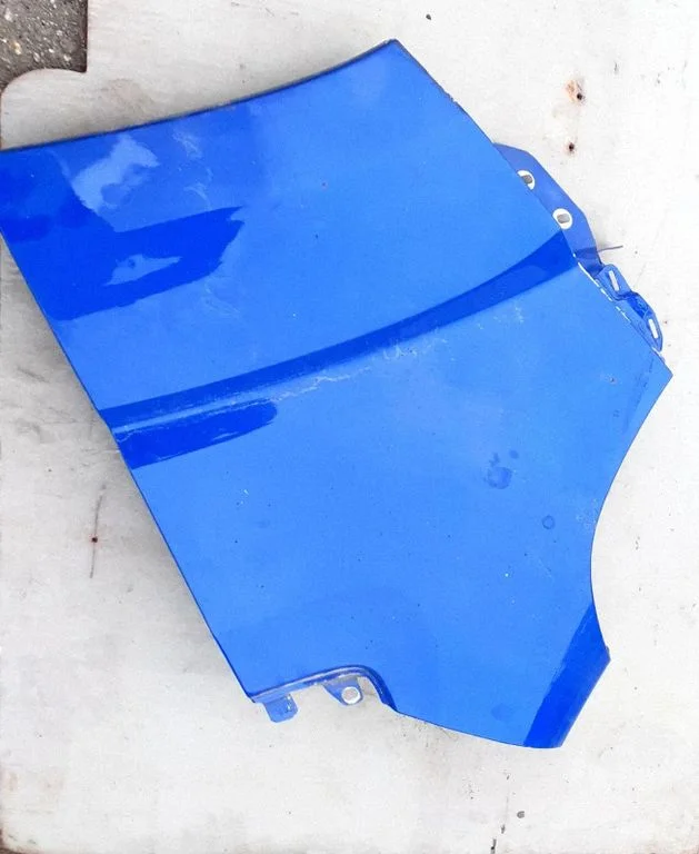Fender – front left