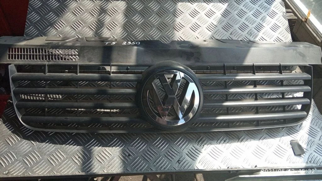 Quarter panel pressure vent 7H08071015