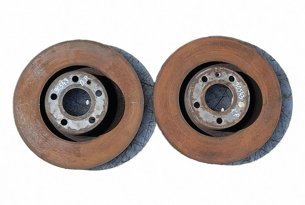 Priekšējais bremžu disks 4F0615301E