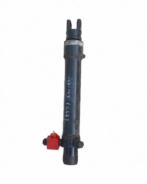 Soft lock spindle drive