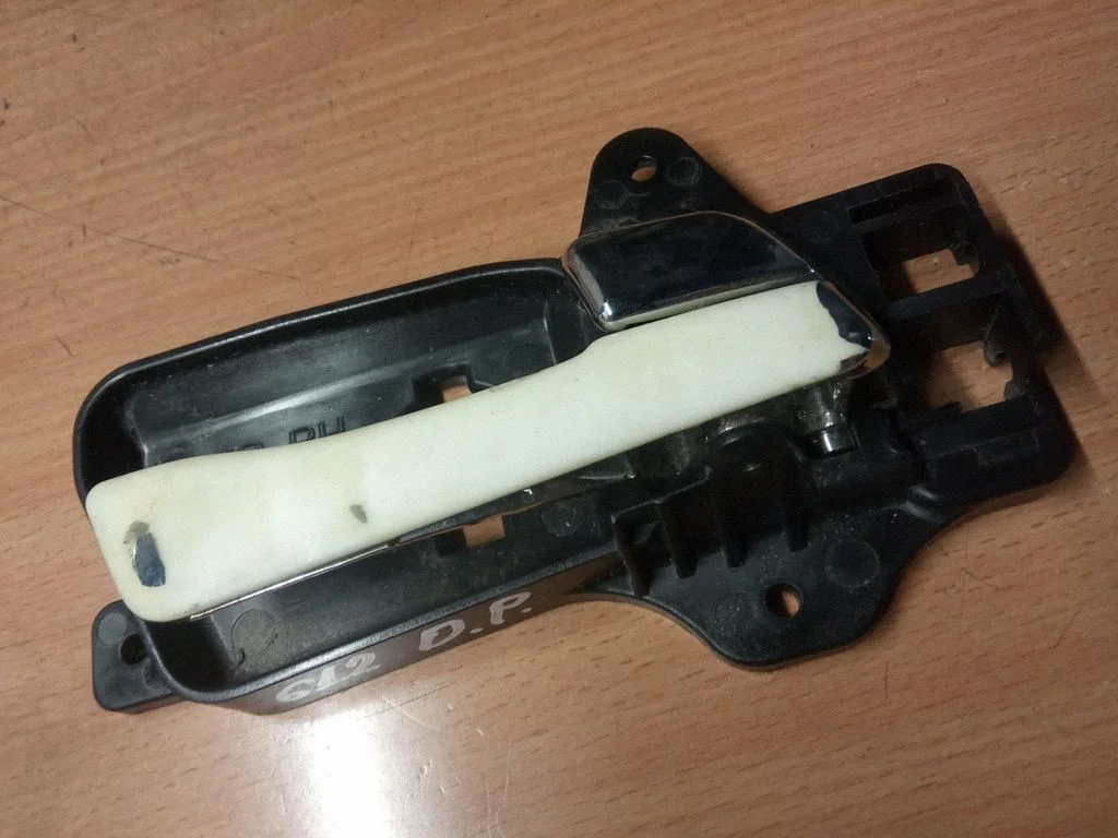 Front door interior handle – Hyundai i30 (2007-2012)