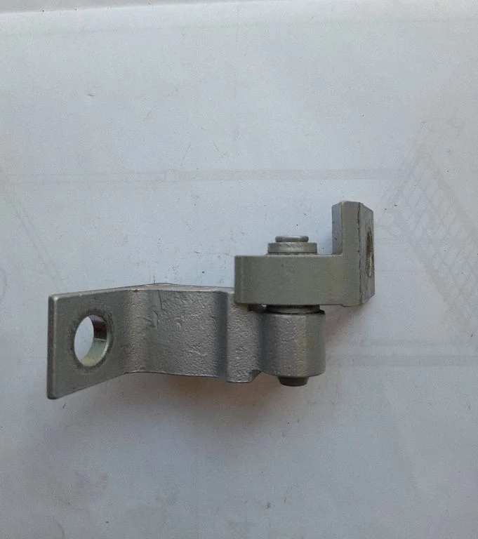 Rear door lower hinge 8X0831403F