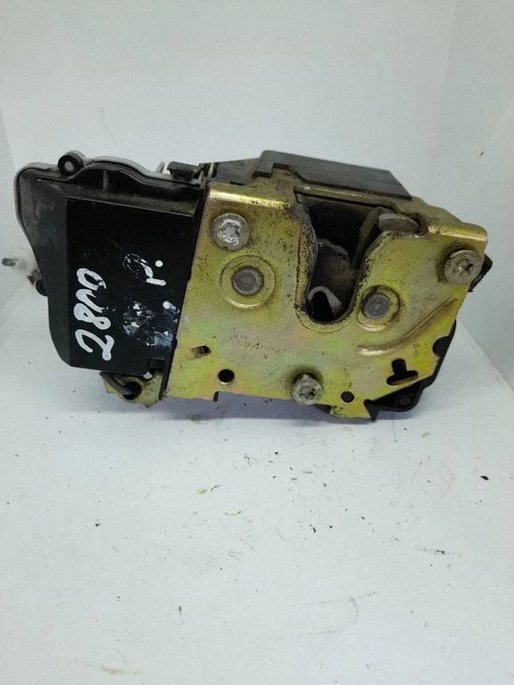 Coupe door lock (next to the handle)