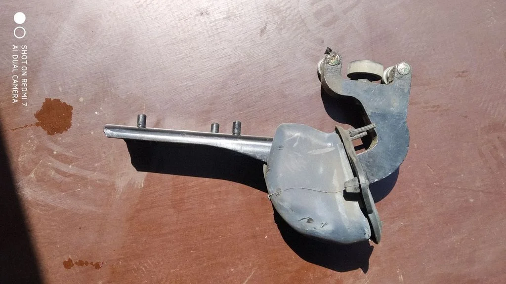 Sliding door upper roller guide/hinge 777648642R