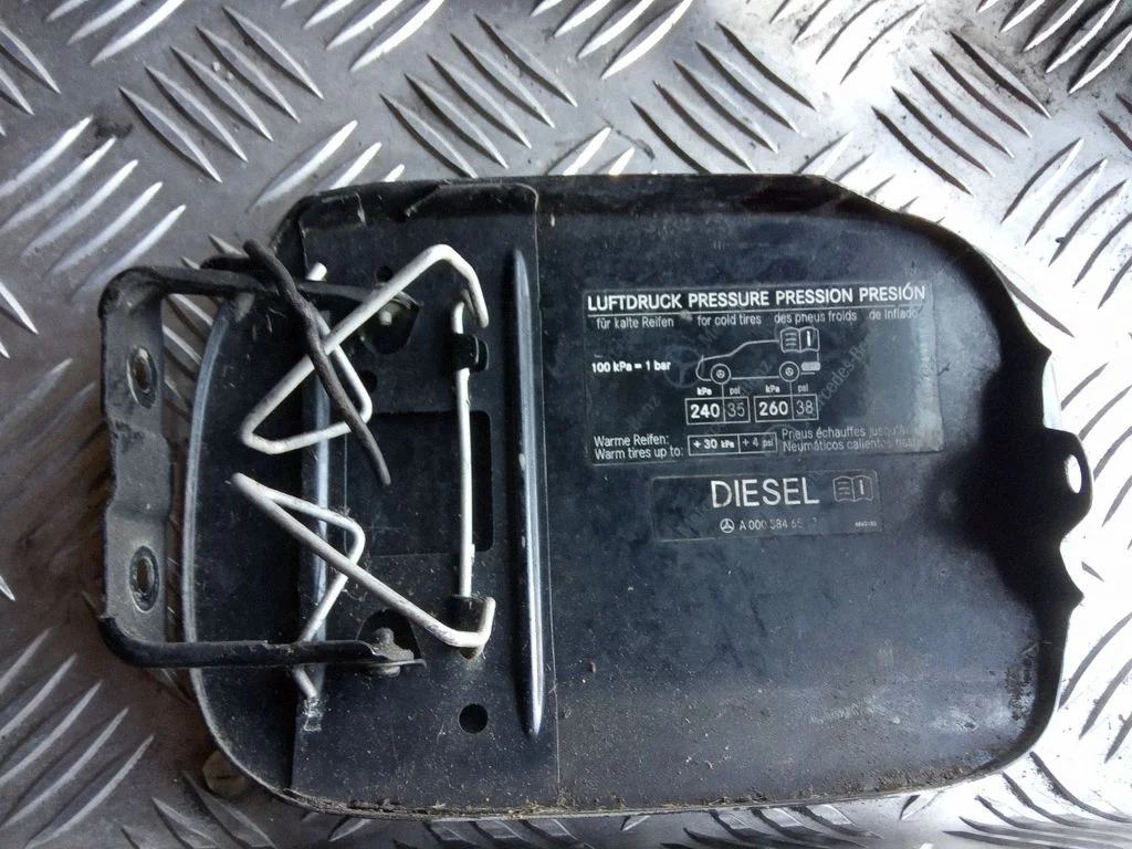 Kütusepaagi kork A0005846517