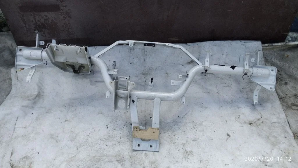 Dashboard cross member/frame bar