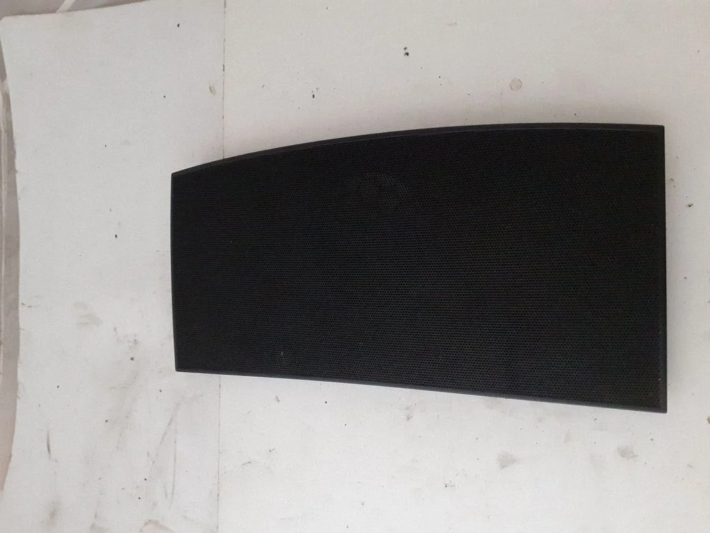 Dash center speaker trim cover – Mercedes-Benz Sprinter W906 (2006-2018)