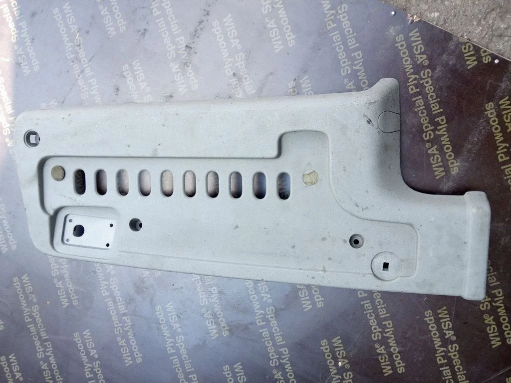 Glove box