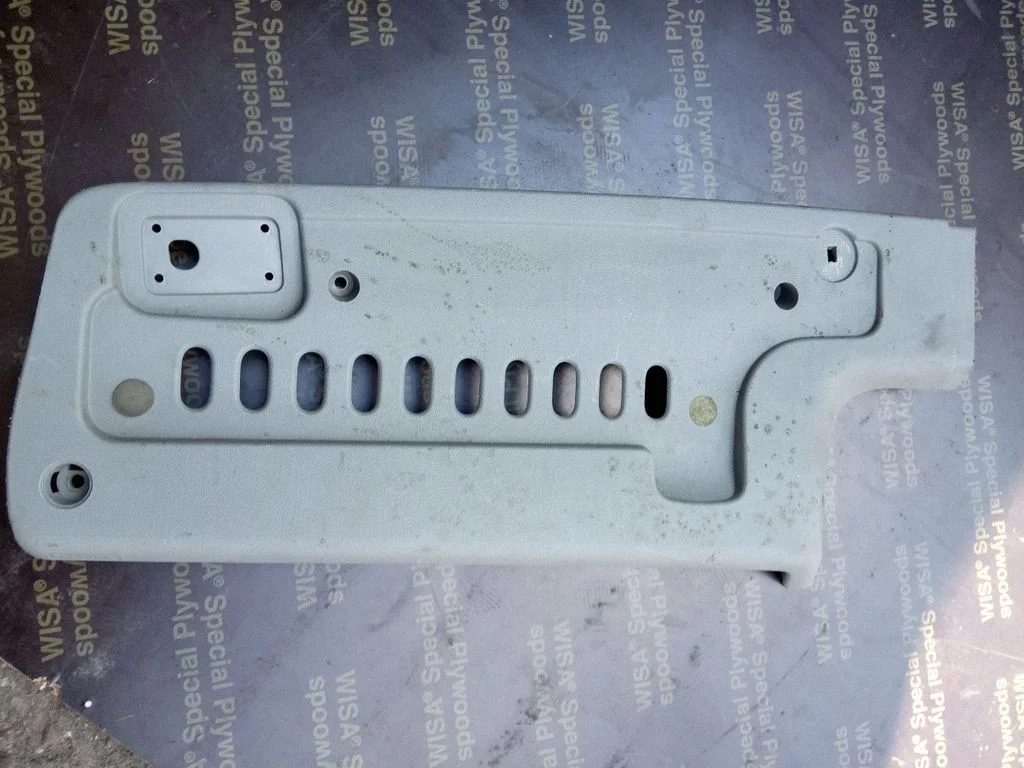 Glove box
